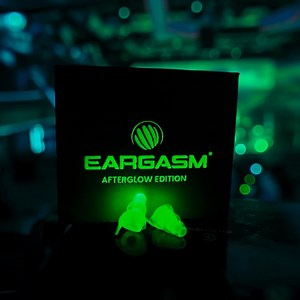 ⚠️ Listen Up All Concert Goers! ⚠️ Eargasm High Fidelity Earplugs help minimize the risk of hearing loss without muffling the sound. ⭐️ Trusted by more than 500,000 concert lovers just like you ⭐️ | Eargasm