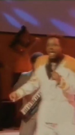 You're The One For Me🫵 Taken from a 1982 Soul Train performance, shortly after the song's release! You're The One For Me was D Train's first ever single, kicking off a tremendous career of three studio projects and a ton of great singles. D Train's style of boogie was a part of what made Disco experiment with more lowkey, synth heavy sounds. #dtrain #jameswilliams #huberteaves #preluderecords #disco #funk #soul #80smusic #boogie #electrofunk #rnb #dancemusic #musiclegends #oldschoolmusic #vinyl