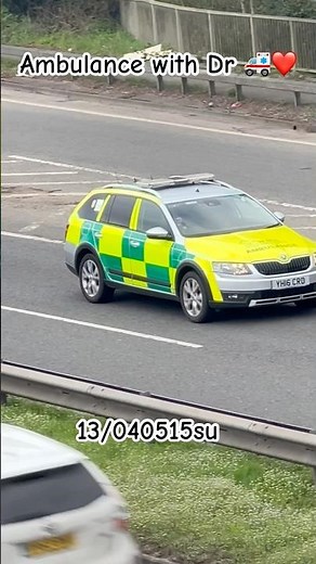 🚑👨‍⚕️ England Ambulance with Doctor | Rapid Response on UK Roads #UKAmbulance #EmergencyResponse