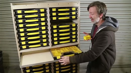 另一个老外的零件盒。Sorta Sortimo Small Parts Rack & Sorting Station [0--7CZCVngM]