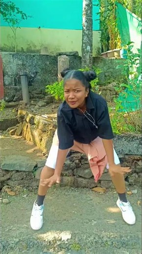 ഇച്ചിരി ഒള്ളാ ബാബു സാമി 😂 #arsha #dance #trending