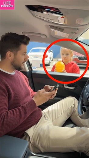 9.7K views · 26 reactions | An unexpected moment at the juice stand turns into a sweet trick. A juice stand surprise turned into a funny gesture. #Viral #Funny #fblifestyle #AI Generated using Kling AI . . . (For entertainment purposes only. Consult professionals if guidance on activities is presented. No brand affiliation is implied if any are shown. If inspired by true events, creative adaptations may be included. Content may include public footage.) | Tips & Tricks | Facebook