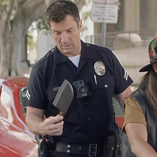 How many knives does he have?? | #TheRookie