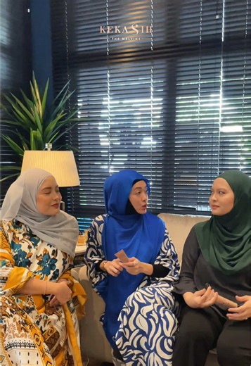 Chit chat Glowrizer with The Melvins 😍 #kekasih #themelvinscircle #satukekasihcukupke #fyp #beauty