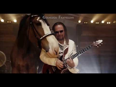 "Budweiser" Super Bowl Commercial with 3D Horses - We will rock you - Queen
