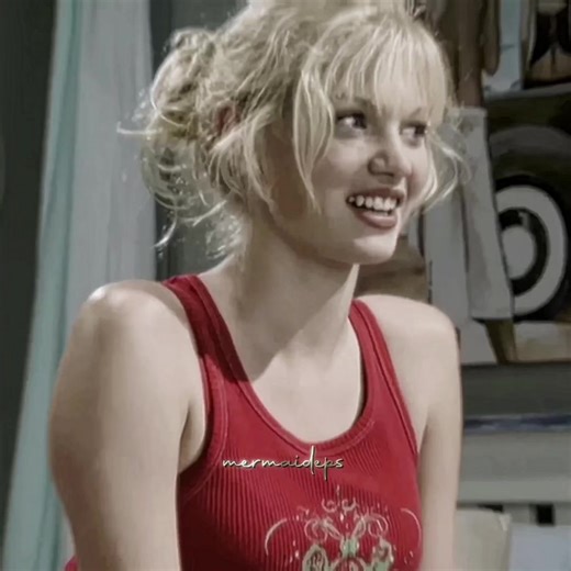 Exploring Rikki Chadwick's Metamorphosis in H2O