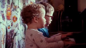 Clip "Mes enfants" : Grégoire donne une leçon de vie à ses petits