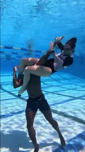male vs female wrestling underwater wrestling I Cat Zingano in deal #wrestling #training