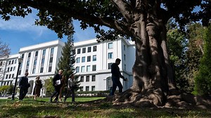 Sacramento’s most famous landmark is getting a makeover. Here are 3 Capitol Annex designs