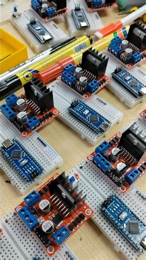 the main structure of arduino nano RC car is done. 🤖🤖🤖🎉🎉🎉#robot #stem #creative #diy #workshop
