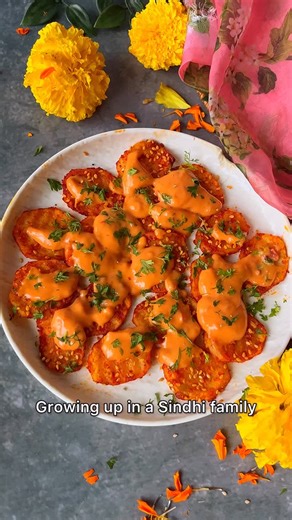 Pickles & Wine | Recipes | Food | Chef on Instagram: "Creamy Aloo Tuk 😍 Let’s take Aloo Tuk to the next level with this rendition Recipe: For the Aloo Tuk: - 4 Medium Size Potatoes - ⁠2 TBSP Red Chilli Powder - ⁠1 TBSP Jeera Powder - ⁠A pinch of Turmeric - ⁠Salt to taste - ⁠1 TSP Oil - ⁠Sesame seeds for topping For the Spicy & Creamy Sauce: - 2 TBSP Schezwan Sauce - ⁠1 TBSP Ketchup - ⁠1 TBSP Mayonnaise Process: - Cut the potatoes into slices, soak them in water and then pat dry - Sesaon the pot