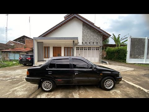 Dijual Mobil Bekas Daihatsu Charade classy 