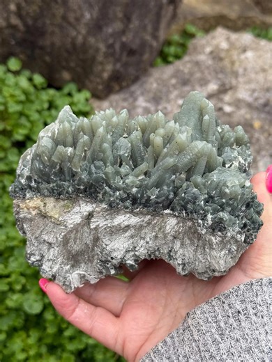 Statement Hedenbergite Quartz With Ilvaite - Etsy