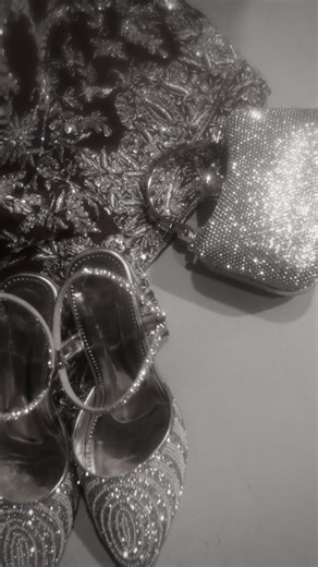 Lens&lumere | photography and storytelling | Hard to believe a bride trusted a 17 year old photographer with her most important day and the results are unexpected ✨💕💕💕 A bridal shoot... | Instagram