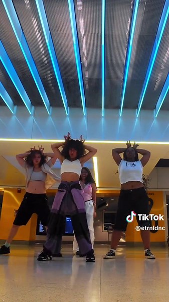 Gabriela Dance Cover Challenge with KATSEYE