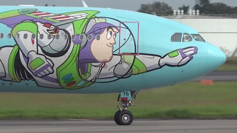 China’s Rising Jetliners: COMAC’s Challenge to Boeing and Airbus