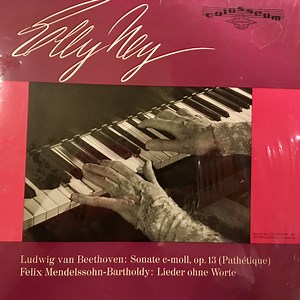 Elly Ney , plays Ludwig van Beethoven, Felix Mendelssohn-Bartholdy - Elly Ney