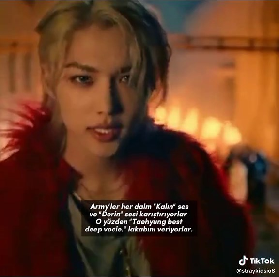 Felix's Best Deep Voice Performance with Stray Kids