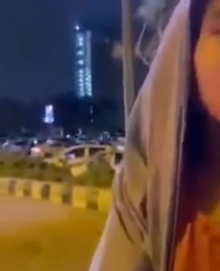 1.7M views · 38K reactions | کاش میں لڑکا ہوتی تو۔۔۔۔۔۔۔۔۔♥️ Join Fb Group: https://web.facebook.com/groups/wajahatwrites | Arfi Writes | Facebook