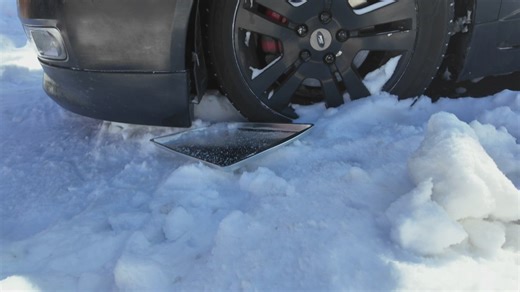 Kentuckiana digs out: Shovels, cookie sheets, and neighbor teamwork