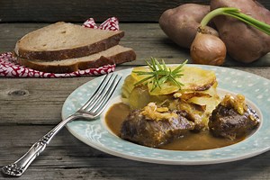 Este es el truco de Martín Berasategui para hacer las carrilleras de cerdo perfectas