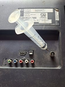 just place the syringe for your TV antenna | Free Energy Generator