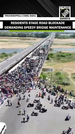 Residents blockade road amid traffic congestion due to Cauvery Bridge’s closure for repairs