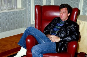 Why Billy Joel doesn't sell front row seats at his concerts