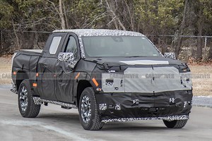 2027 Chevy Silverado Interior Sports Huge Screens in New Spy Photos