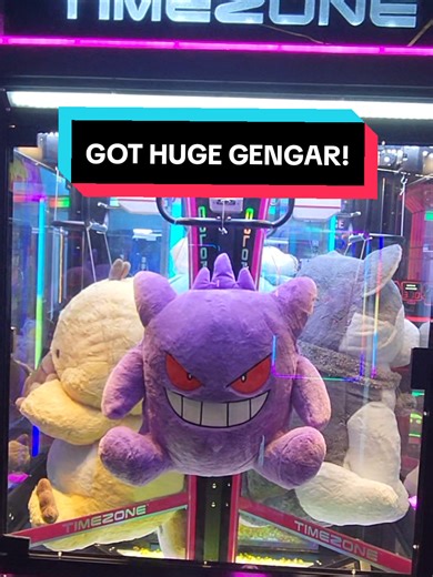 Catch a Huge Gengar in Pokémon: Tips and Tricks