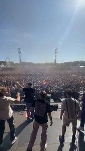 1K views · 1K reactions | Hurra Hurricane. 拾 Alle loco! 殺 So sexy war Staub noch nie. #querbeat #hurricane #festival | Querbeat | Facebook