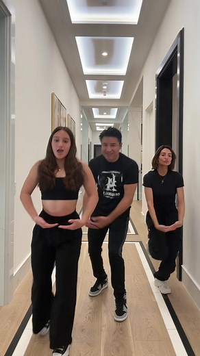 Tryin to keep up with the Lopez Girls… #FridayMood