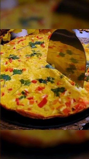 Cheesy Cabbage Frittata – Quick & Gluten-Free!