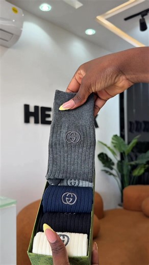 Affordable gifts for him. 📲 Kindly send us a DM or WhatsApp message to place your order on 233546291645 #giftideasforhim#giftsforboyfriend #socks #giftideas #fypシ゚ Men's gift shop in Accra Corporate gifts ideas Men's gift shop in Ablekuma