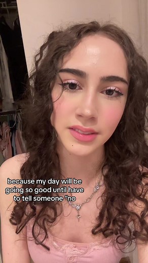 ava (@avascreams)’s video of ava screams makeup tutorial