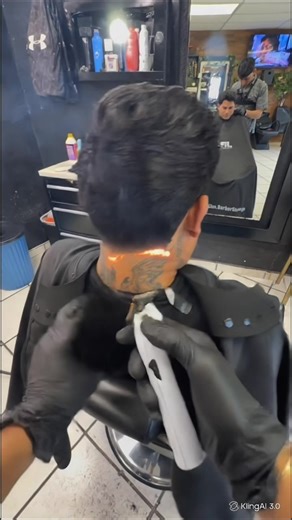 Taper al Lobo: ¡Sorprendente Cambio de Look!