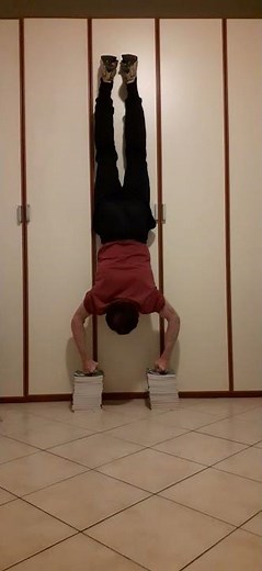 Bedroom gymnastics: push workout