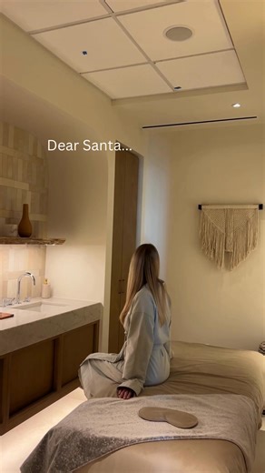 "All I want for Christmas is a spa treatment at Camelback Inn." Here’s a first glimpse into the future of relaxation at the Inn. Who else is counting down until the reimagined spa opens? JW MARRIOTT. STAY IN THE MOMENT. | JW Marriott Scottsdale Camelback Inn Resort & Spa