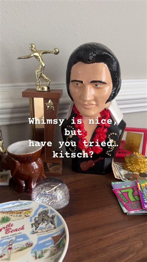 Embrace the kitsch. #retro #vintage #midcentury #kitsch #kitschy #retrostyle #retrohome