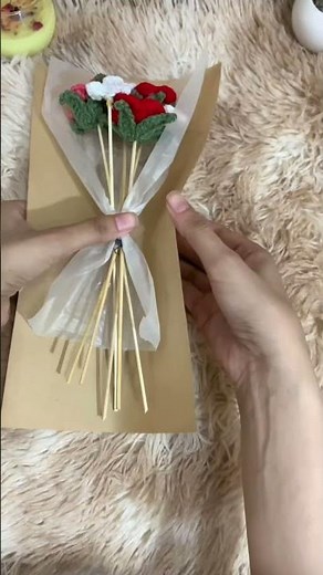 Bouquet Wrapping Tutorial 💐| How to wrap a flower bouquet