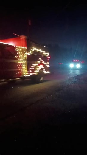 Talcott Fire Department Christmas Parade of Lights 2025 | Hinton News