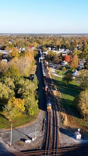 519 reactions · 17 shares | A short manifest makes the turn off the CSX Pemberville Sub onto the Willard Sub through Fostoria, OH. #railroad #railway #train #drone #rail #reels #reelsvideo #october #fall #morning #ohio #real | Craig Hensley Photography | Facebook