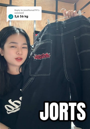 Stylish Large Pocket Jorts for Today's Streetwear