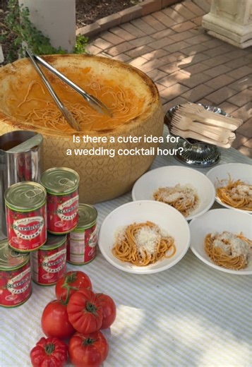 Creative Wedding Cocktail Hour Ideas