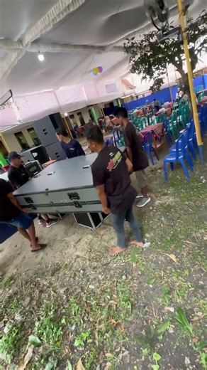 Ngerii... untuk angkat mixer ini harus 5 orang ‼️ Yamaha pm5d HERCULES Soundsystem