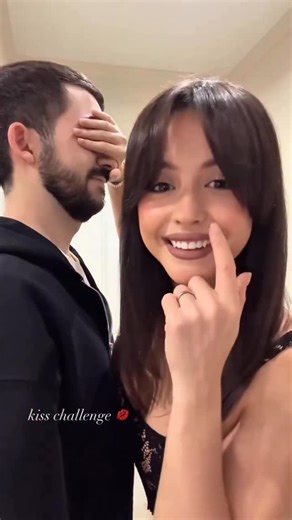 𝐃𝐀𝐍𝐈𝐒𝐇 𝐊𝐇𝐀𝐍 on Instagram: "Kissing challenge alone😔 . . . . . . #couplesgoals❤️ #couple #funnyreelsvideo"