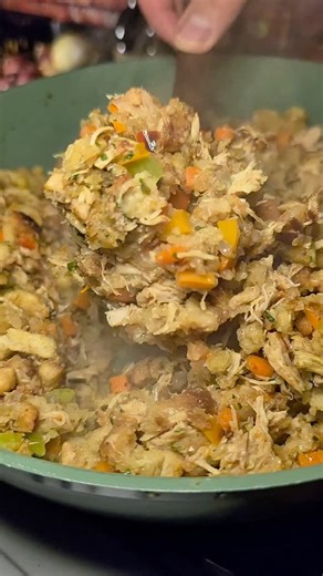 BigYellowGuy | Ronald on Instagram: "BROWN BUTTER TURKEY STUFFING This is wifey favorite stuffing. INGREDIENTS - Cooked turkey trimmings & scraps (2-3 cups) - 2 boxes Stove Top Savory Herbs (do not substitute) - 3 cups turkey stock (boxed broth works) - 1 large onion, diced - 2 carrots, diced - 2 celery stalks, diced - 1 whole red bell pepper, diced - 3 tbsp minced garlic - 1 stick REAL butter - 1 whole head roasted garlic - Salt & black pepper, to taste INSTRUCTIONS 1. Prepare turkey & stock Us
