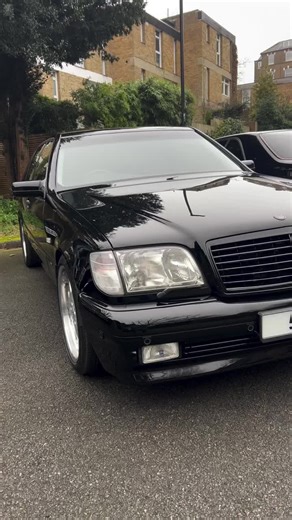 Mercedes Brabus W140 CL600 V12: Classic Elegance