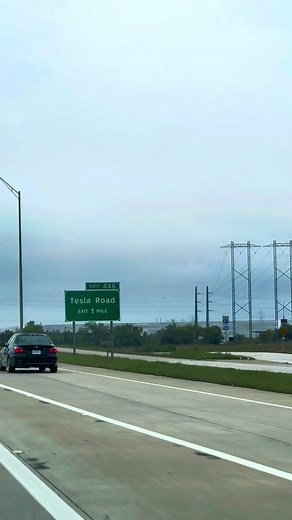 Exploring the Tesla Texas Factory in Real Time