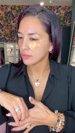 14K views · 303 reactions | NEW GIVEWAY and essentials make up bundle...